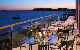 Royal Princess Hotel